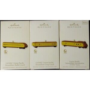 Hallmark Keepsake Lionel Union Pacific Streamliner Locomotive & 2 Coaches 2010